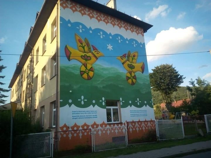 Mural na budynku byłego Gimnazjum ukończony!