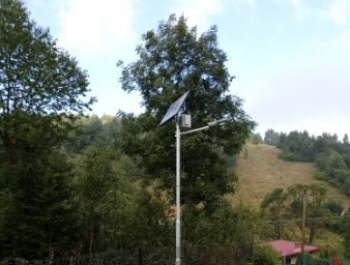 Montaż lamp solarnych na terenie Koszarawy - zdjęcie3