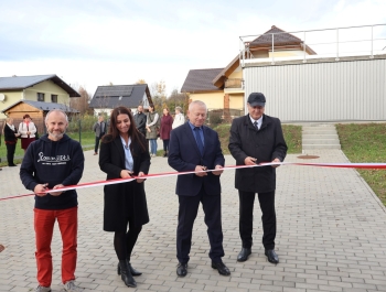 Uroczyste otwarcie inwestycji związanej z budową stacji uzdatniania wody i sieci wodociągowej - zdjęcie2