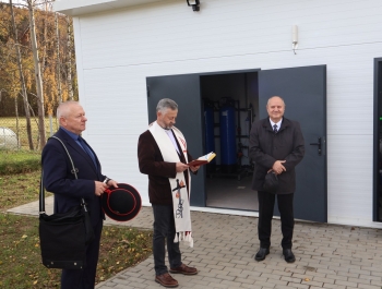 Uroczyste otwarcie inwestycji związanej z budową stacji uzdatniania wody i sieci wodociągowej - zdjęcie7