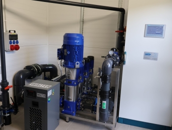 Uroczyste otwarcie inwestycji związanej z budową stacji uzdatniania wody i sieci wodociągowej - zdjęcie11