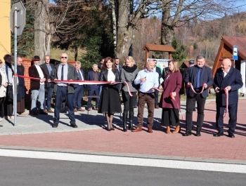 Uroczyste otwarcie inwestycji „Przebudowa dróg powiatowych na terenie Gminy Koszarawa” - zdjęcie3