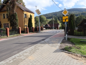 Uroczyste otwarcie inwestycji „Przebudowa dróg powiatowych na terenie Gminy Koszarawa” - zdjęcie10