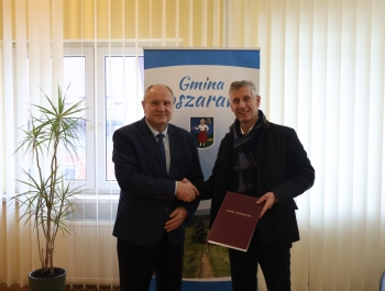 Podpisanie umowy na realizację projektu pn. „Szlak rowerowy VeloKoszarawa na terenie Gminy Koszarawa” - zdjęcie1
