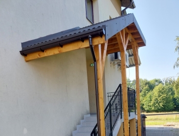 Prace remontowe w budynku Koszarawa nr 133 - zdjęcie1
