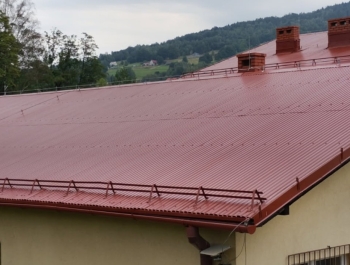 Remont dachu na budynku Szkoły Podstawowej w Koszarawie - zdjęcie5