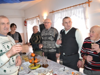 Spotkanie opłatkowe osób samotnych i starszych z terenu Gminy Koszarawa 2015/2016 - zdjęcie13